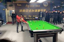 包含新加坡篮球联赛精英云集，球队实力对比激烈的词条