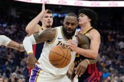 复仇之战！詹姆斯率领法国队成功险胜对手