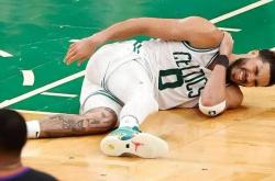 塔图姆三巨头联手，状态爆棚得分突破，黄蜂冲击季后赛！