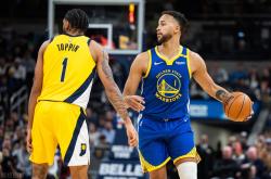 步行者复出首战，逆转取胜状态火爆，冲击季后赛成为焦点！的简单介绍