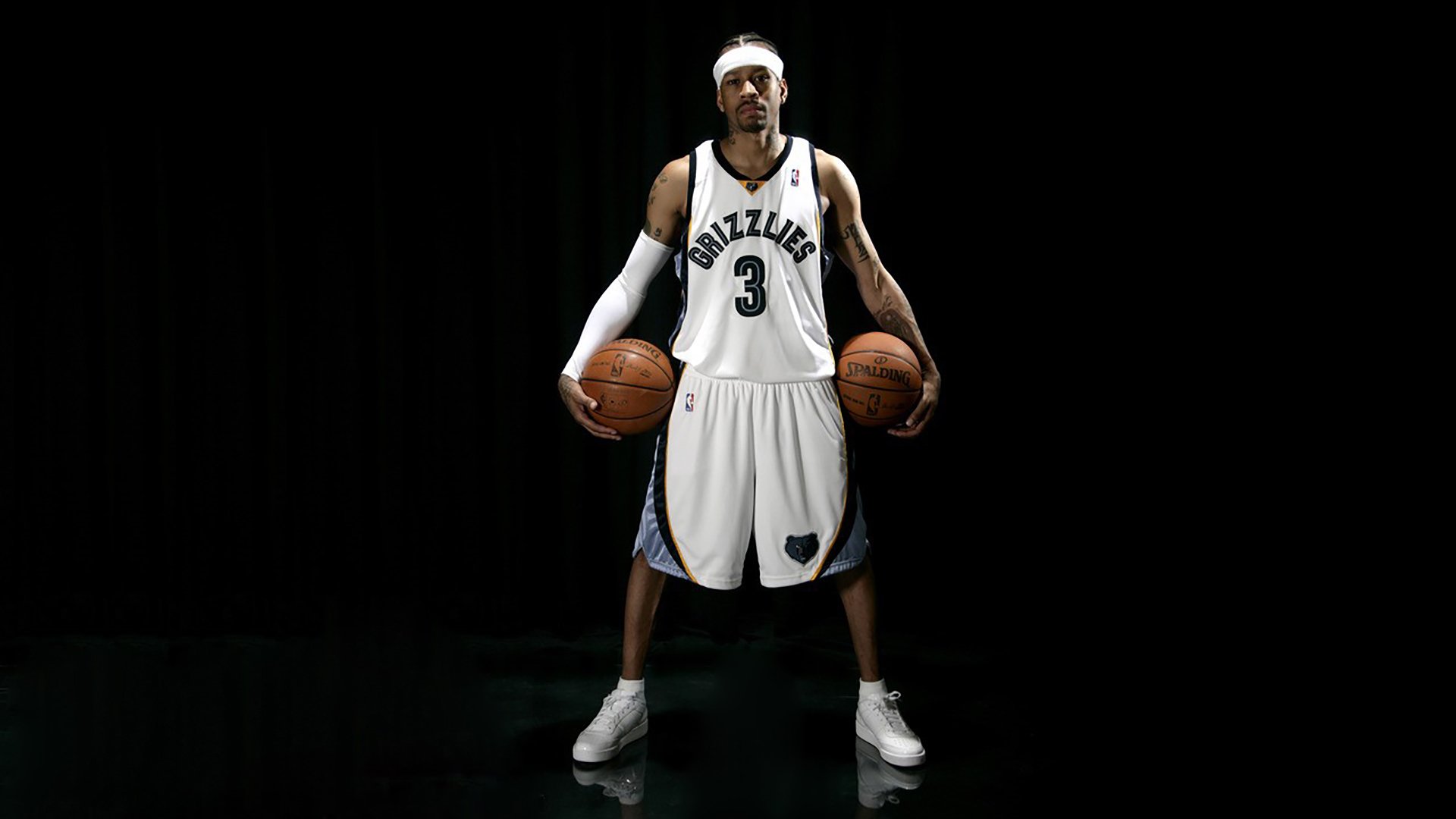 又见绝平!洛杉矶湖人与北京首钢鏖战至终场,凯恩读秒救主(科比最后一场比赛完整视频高清)